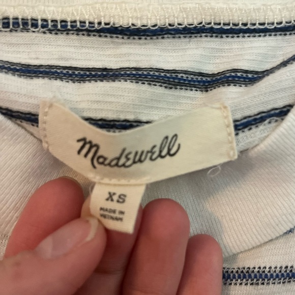 Cozy textured madewell pocket tee - Picture 3 of 4